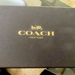 Coach Clutch